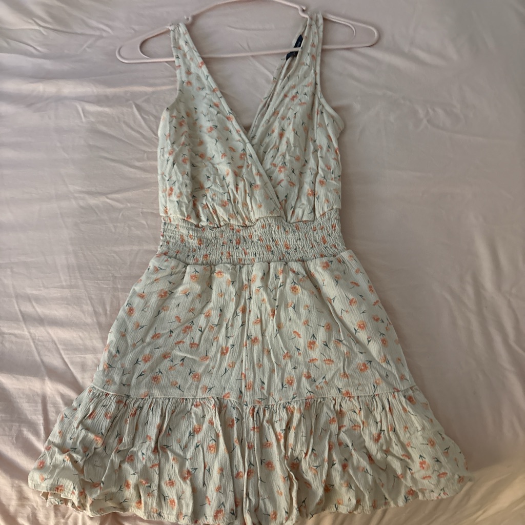 American Eagle Outfitters Floral Romper With Peach Print